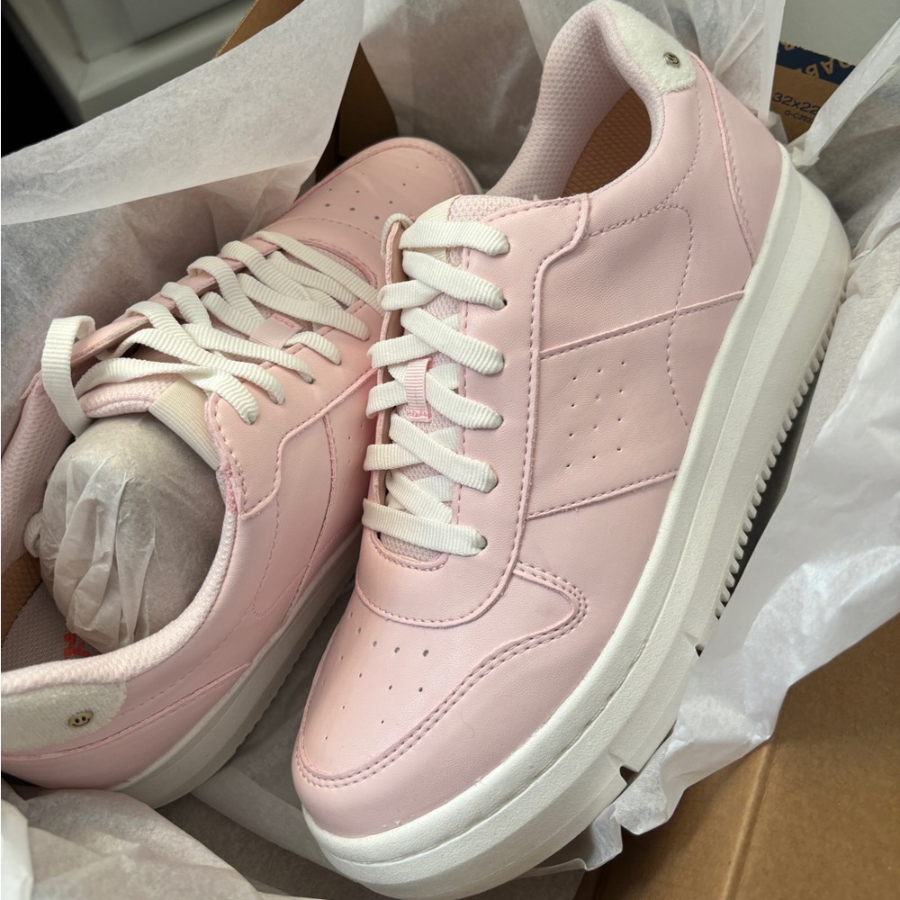 Dr. Scholls pink shoes